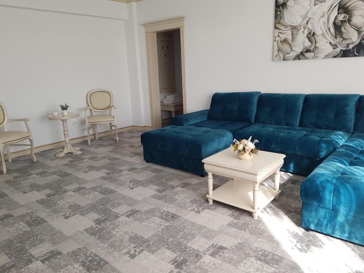 Hotel Coral Valea Lupului  Екстер'єр фото