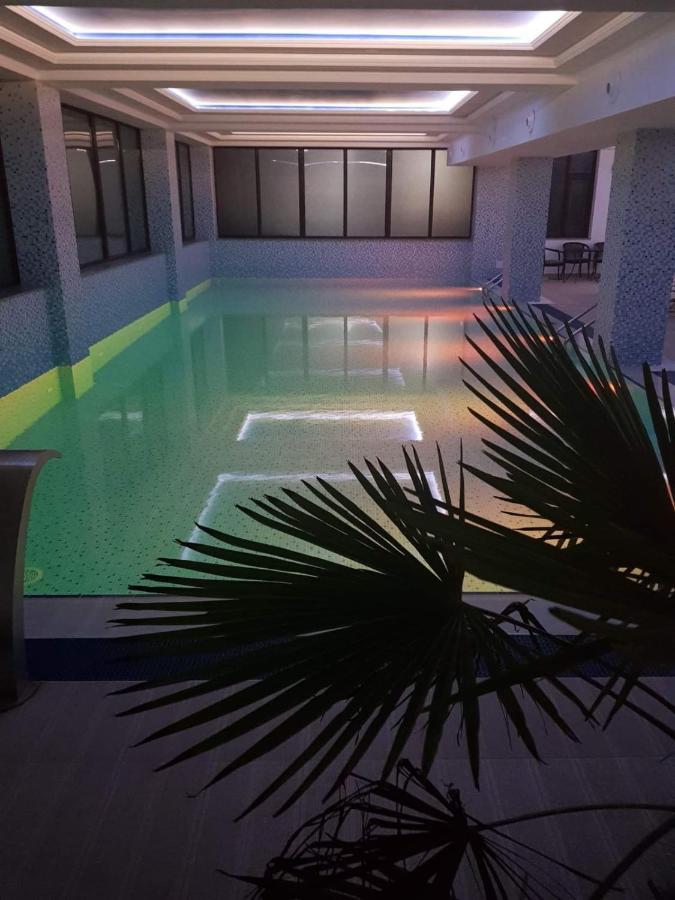 Hotel Coral Valea Lupului  Екстер'єр фото