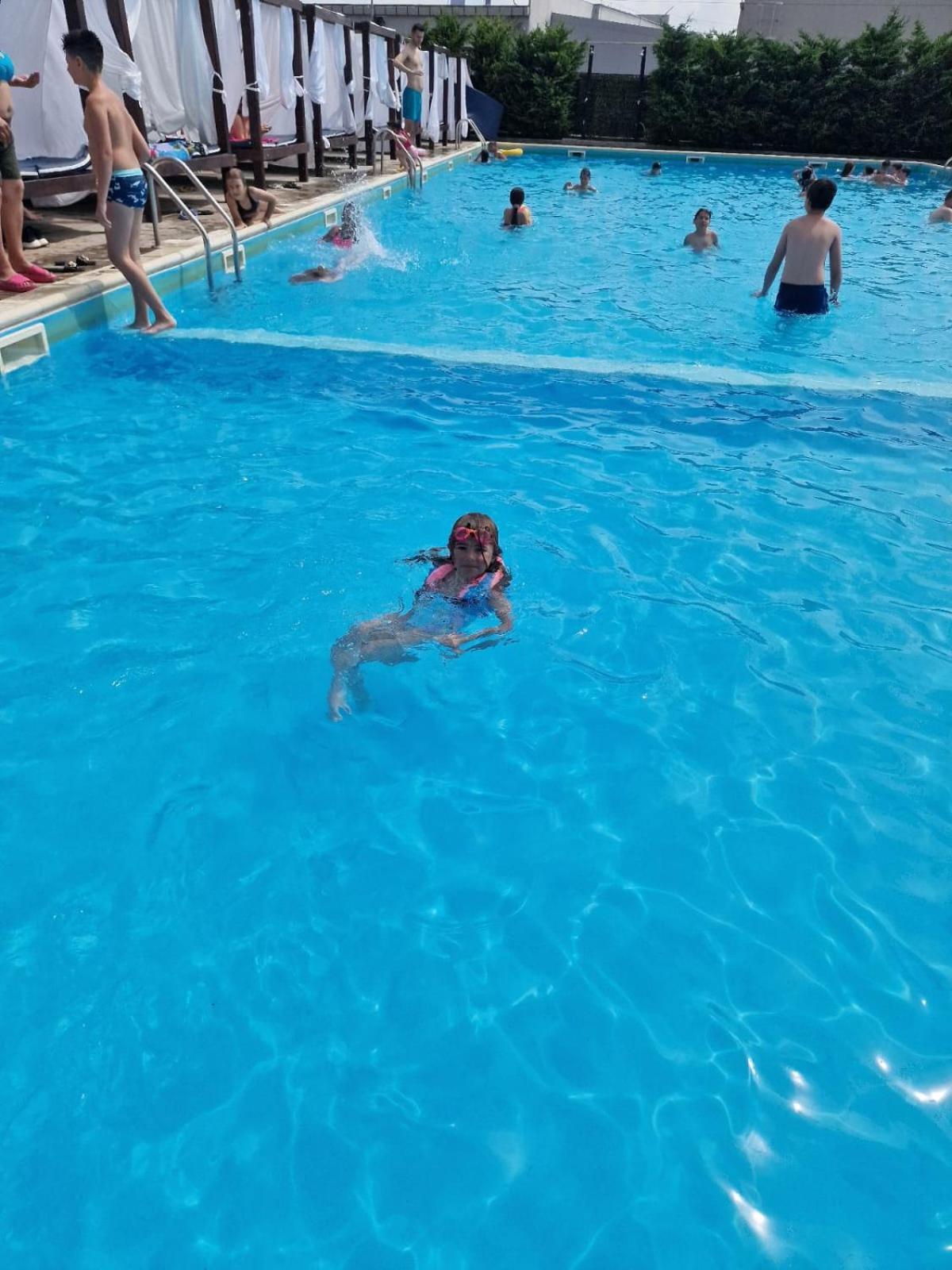 Hotel Coral Valea Lupului  Екстер'єр фото
